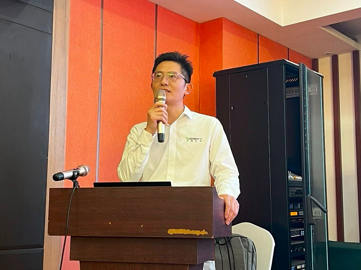 1684402872268441.jpg 640 (1).jpg